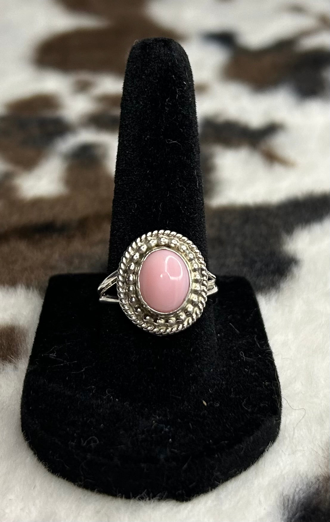 Navajo Handmade Pink Conch Ring By Byron Begay Size 8