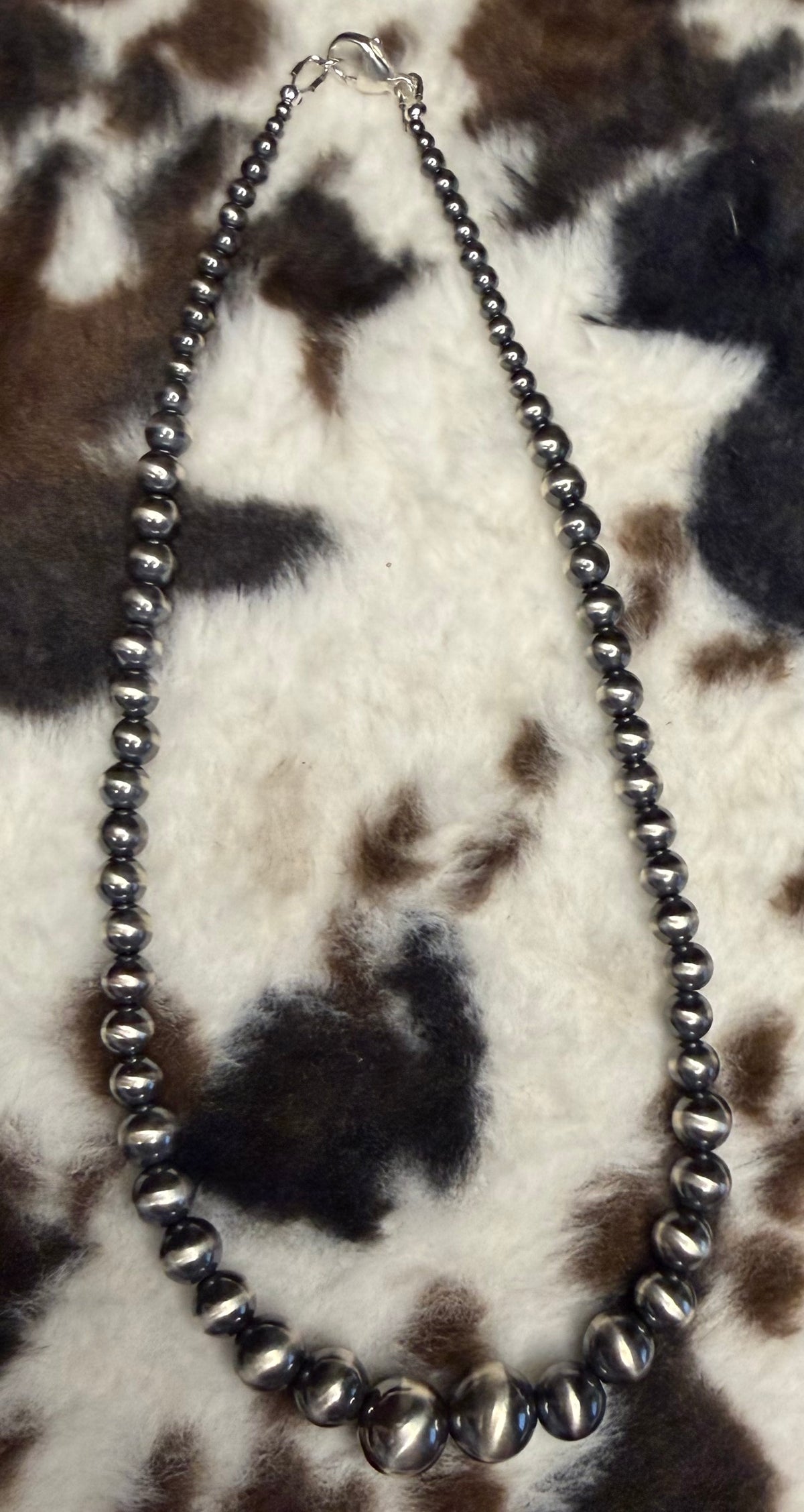 Graduated Machine Made Perl Necklace