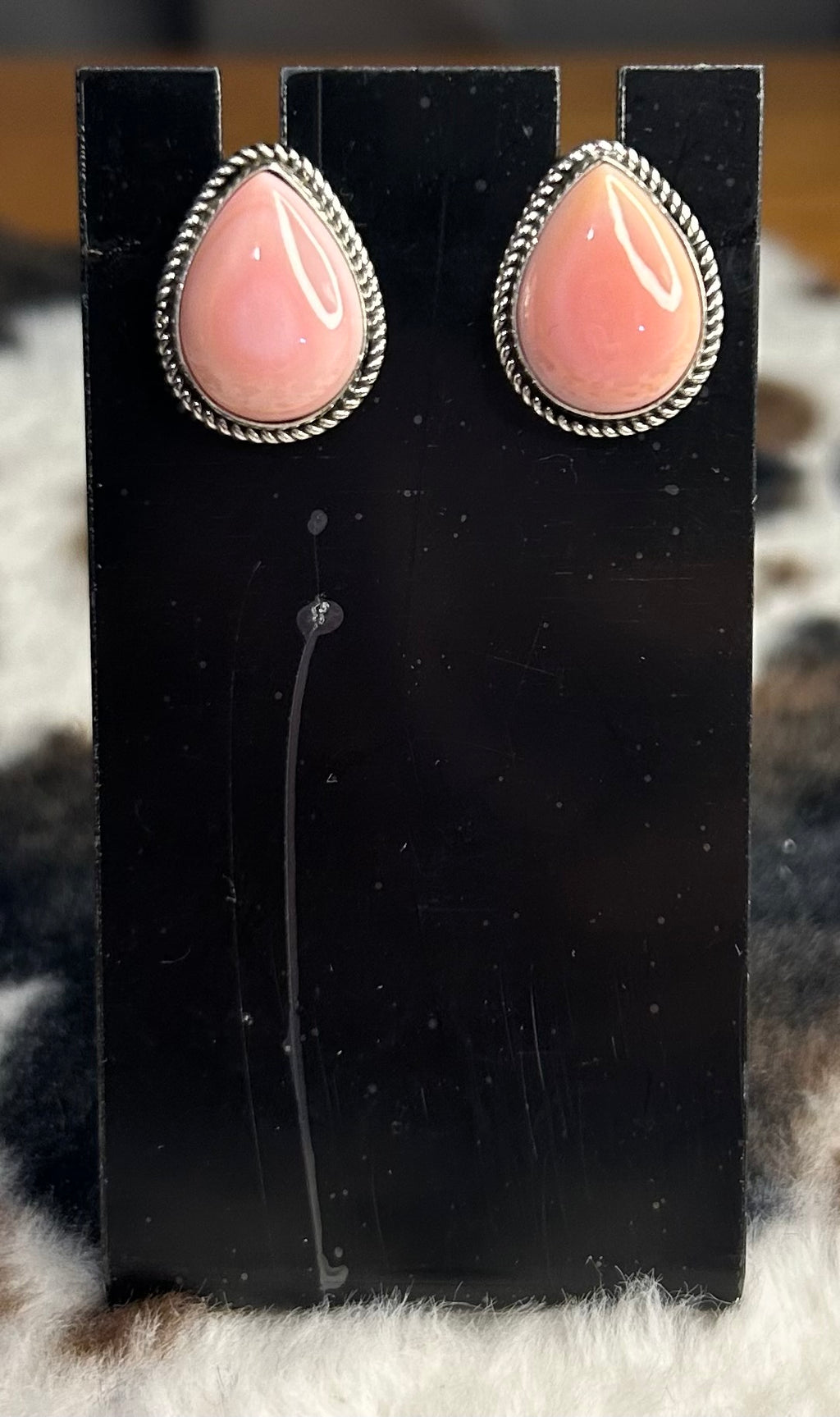 Native Made Pink Conch Teardrop Stud Earrings By Angelica Mexicano