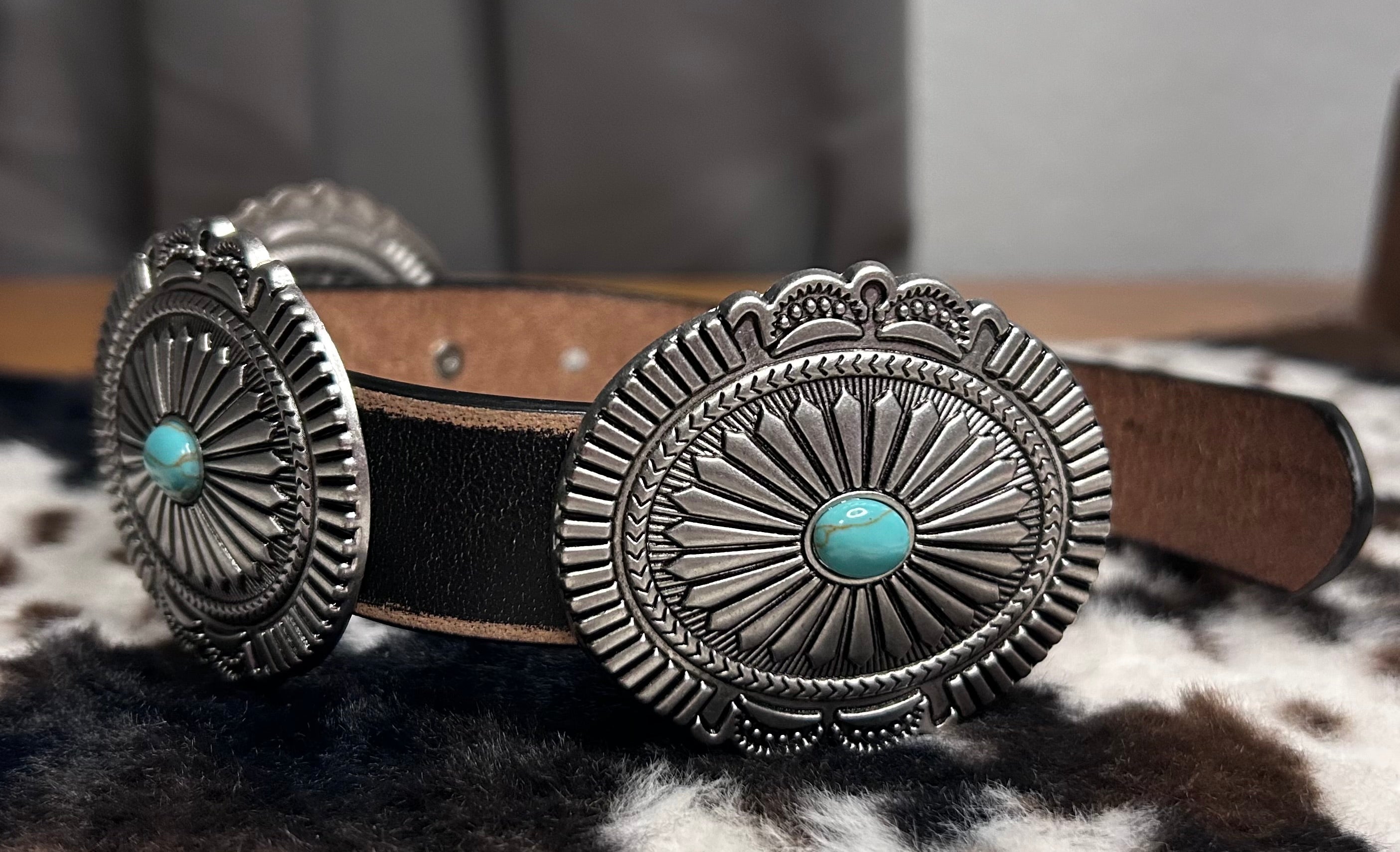 Genuine Distressed Leather Dog Collar with Western Style Concho