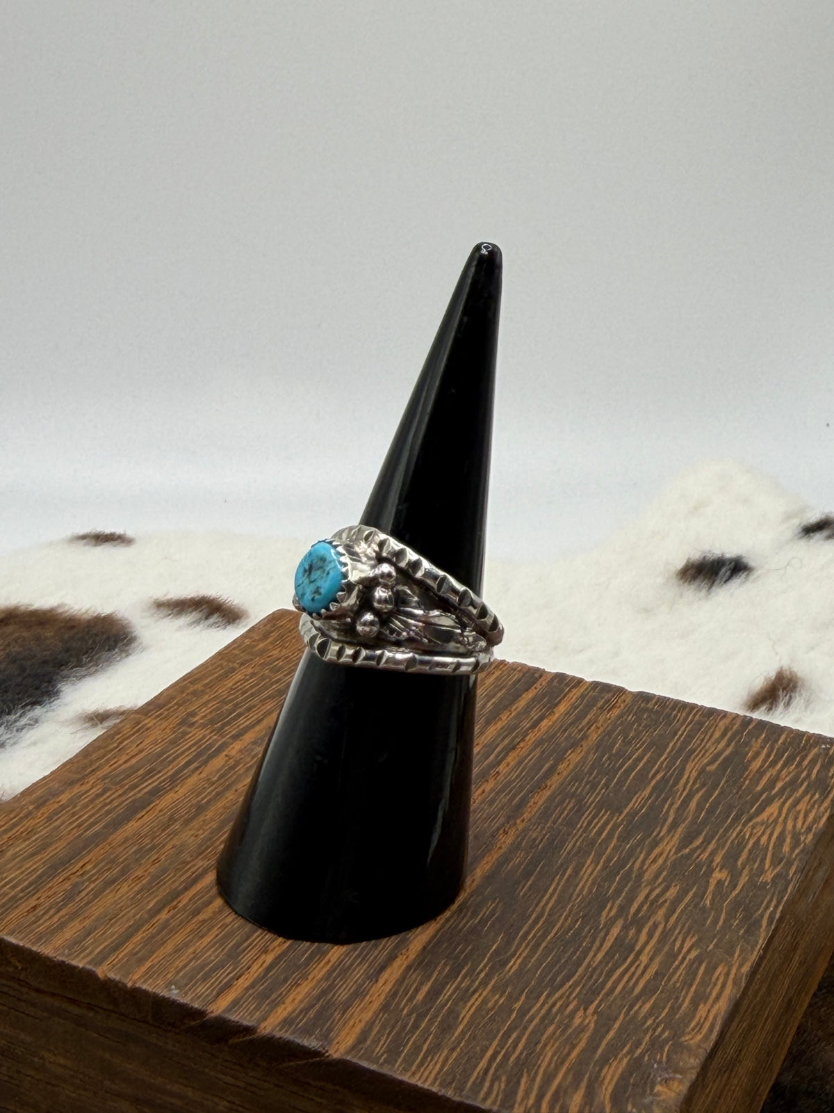 Navajo Handmade Kingman Band Ring by Jeanette Yazzie Size 6.25