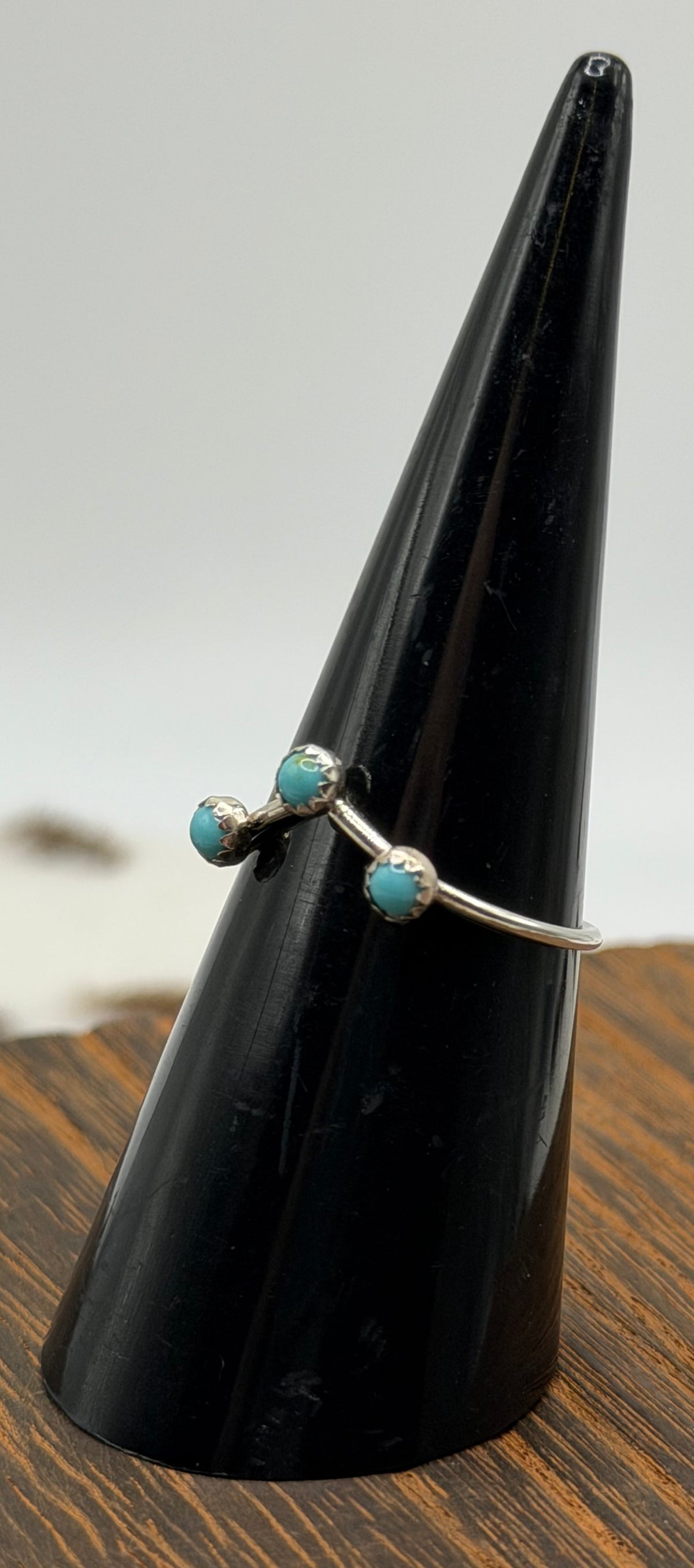 Navajo Handmade 3mm Turquoise V RIngs by Dorthy Yazzie