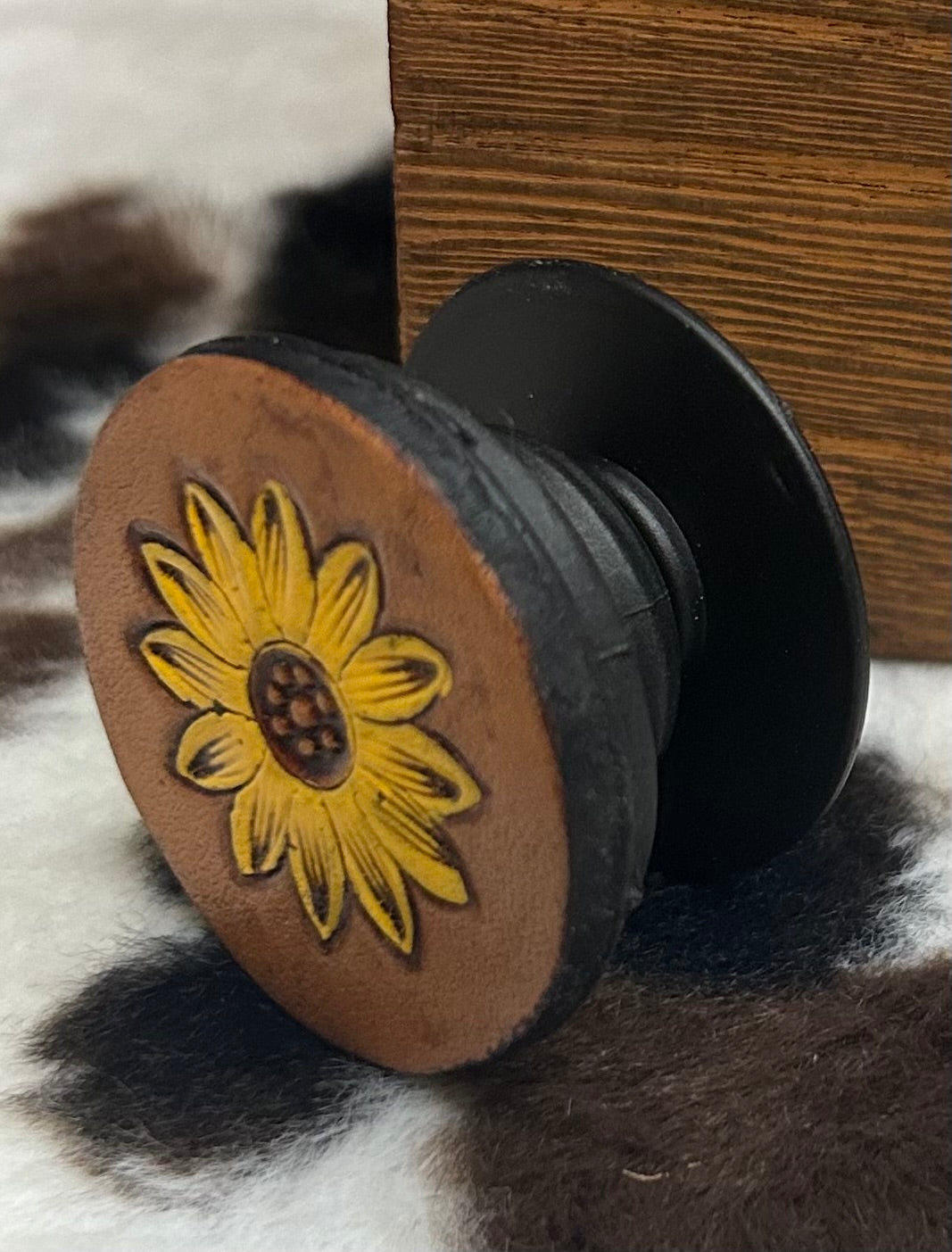 Hand Tooled Sunflower Pop Socket