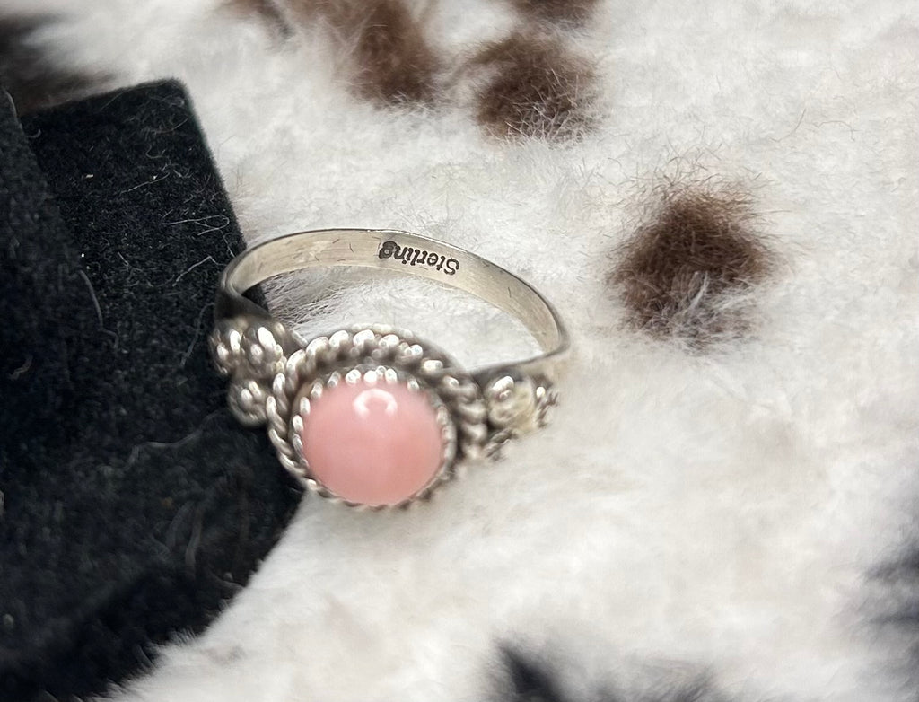 Navajo Handmade Pink Conch Ring By Freda Martinez Size 9.5