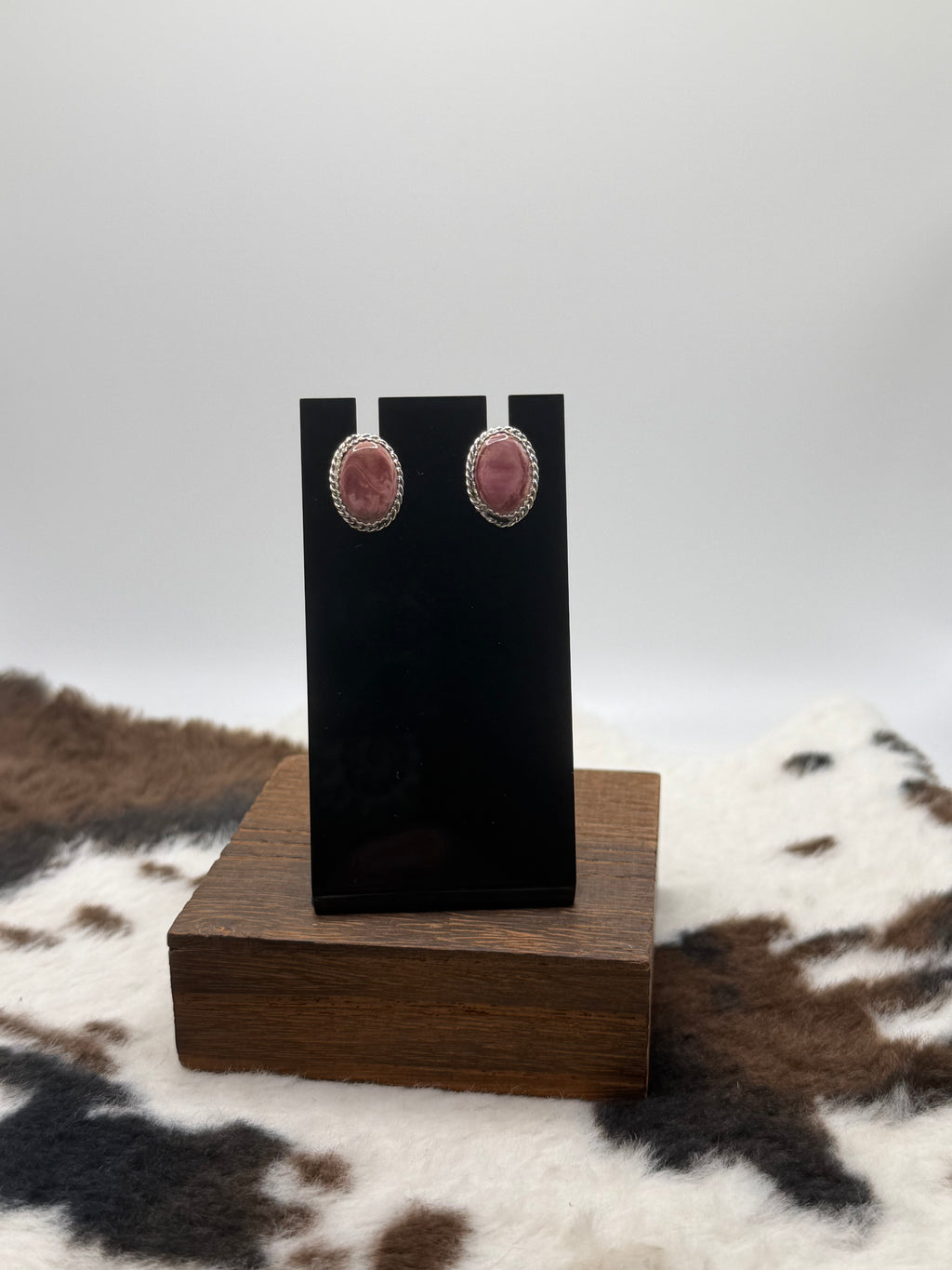 Navajo Made Purple Spiny Oyster Shell Stud Earrings by Annabelle Lantana